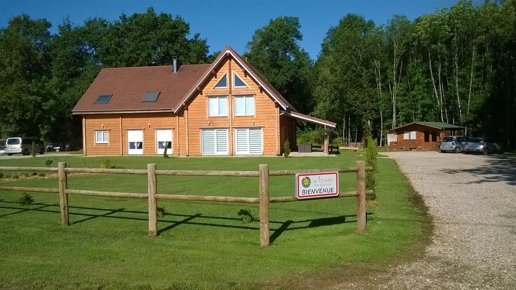 Le Chalet Des 4 Saisons Bed & Breakfast Mers-sur-Indre Exterior foto